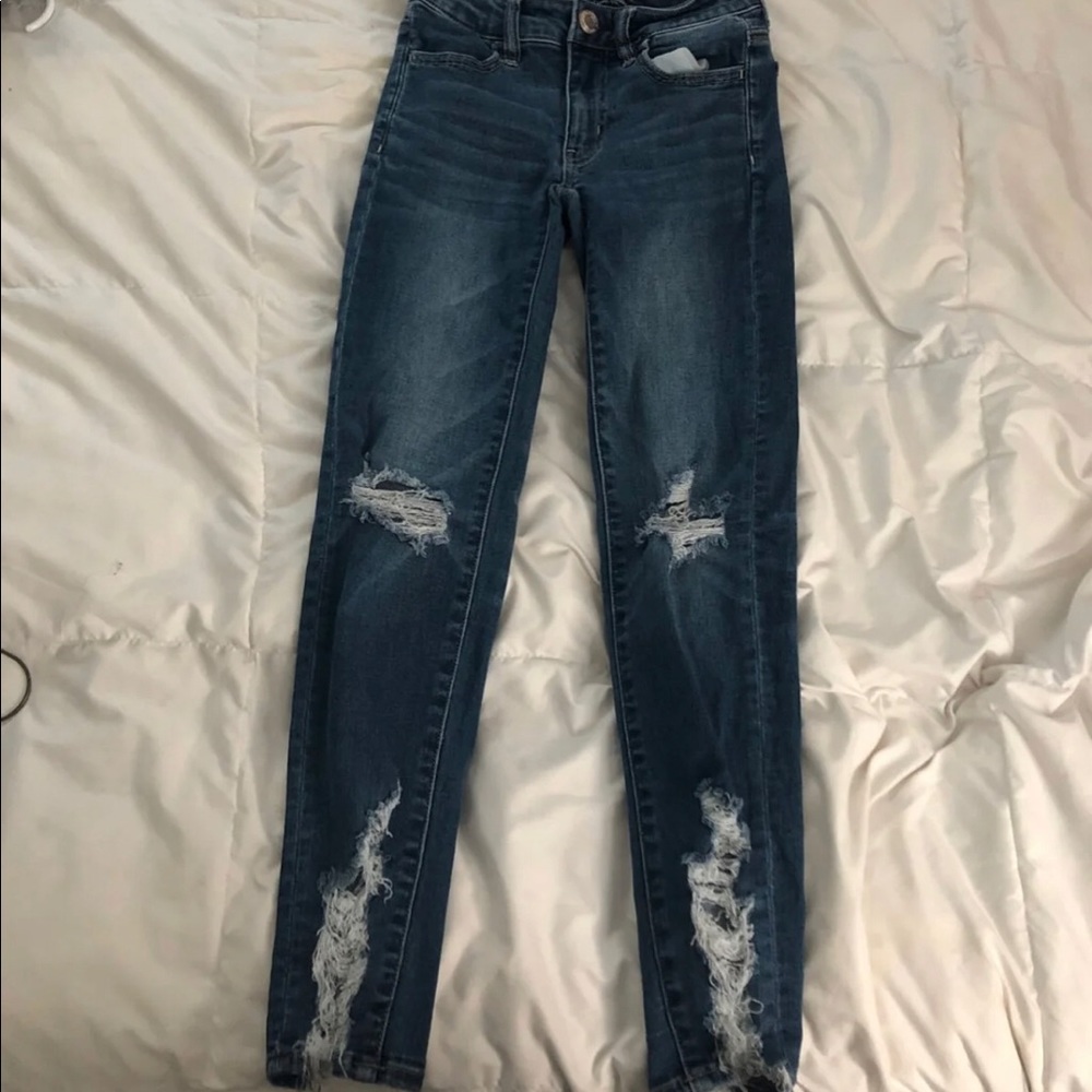 american eagle ripped jeans